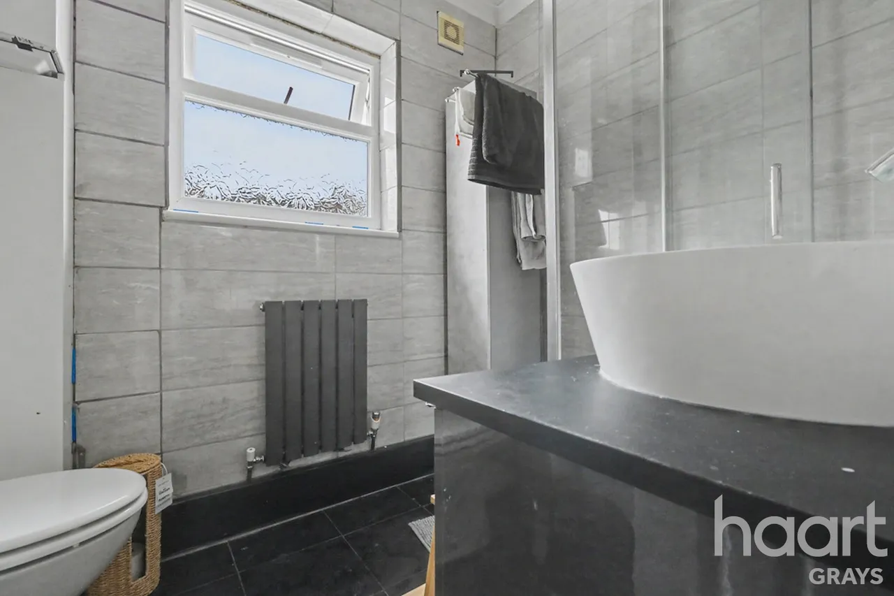 William Street, Grays, RM17, photo 10