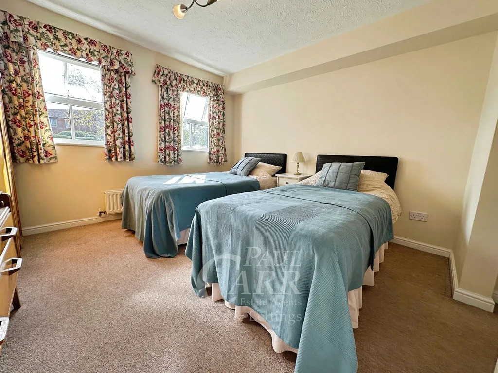 Westfield Drive, Aldridge, WS9, photo 9