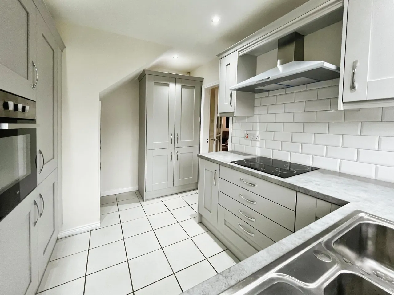 Richmond Avenue, Lisburn, BT28, photo 5