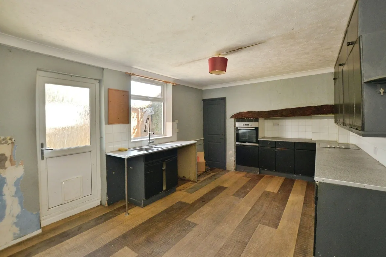South Street, Lydd, Romney Marsh, Kent, TN29, photo 4
