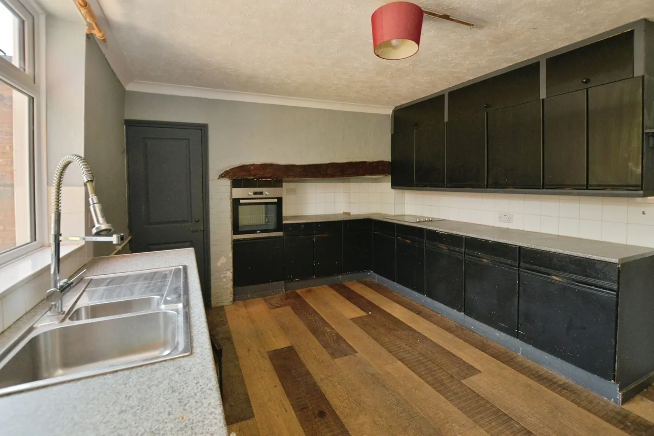 South Street, Lydd, Romney Marsh, Kent, TN29, photo 3