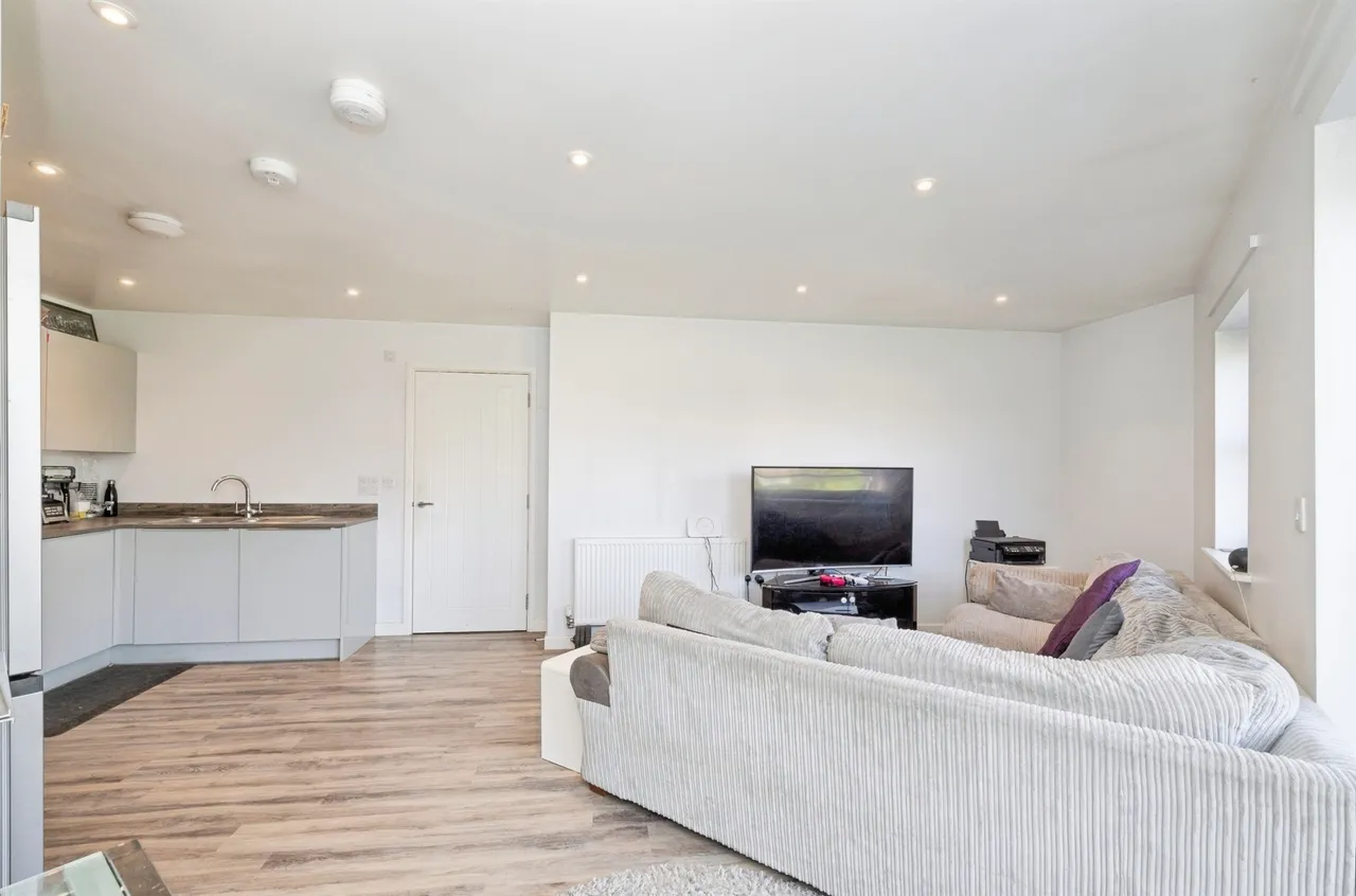 Park Avenue, Bushey, WD23, photo 16