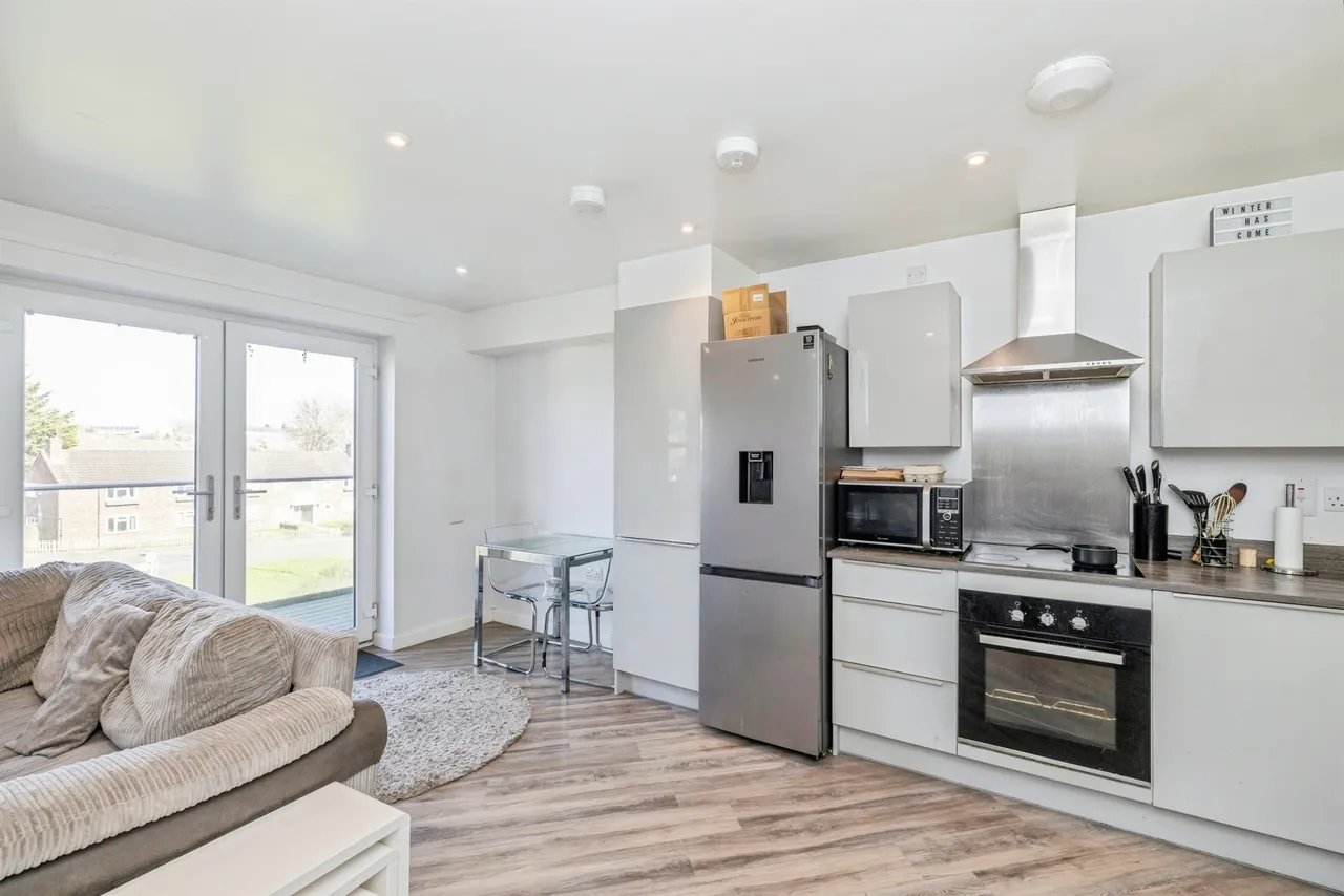 Park Avenue, Bushey, WD23, photo 15