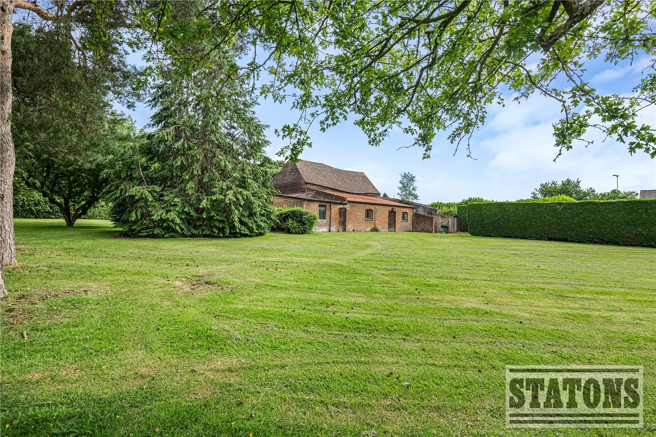 Brickfield Lane, Arkley, Hertfordshire, EN5 3LD, photo 9