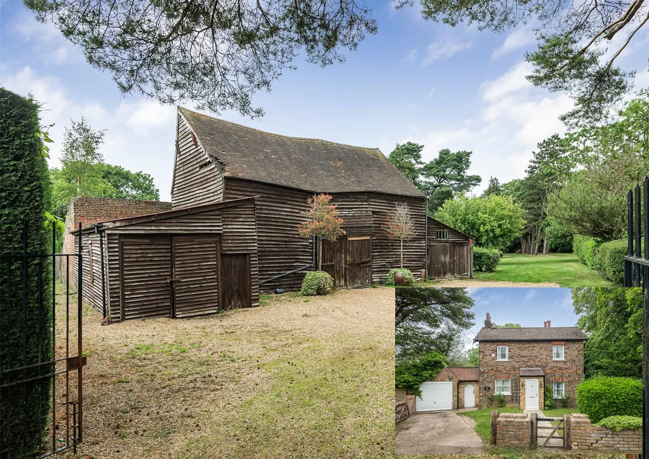 house for sale — Brickfield Lane, Arkley, Hertfordshire, EN5 3LD