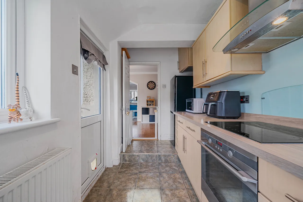 Alexandra Road, Addlestone, KT15, photo 10