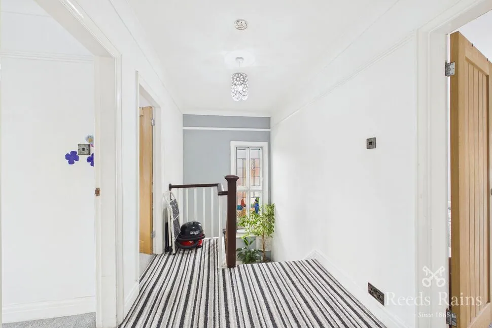 Bradford Road, Wakefield, WF1, photo 13