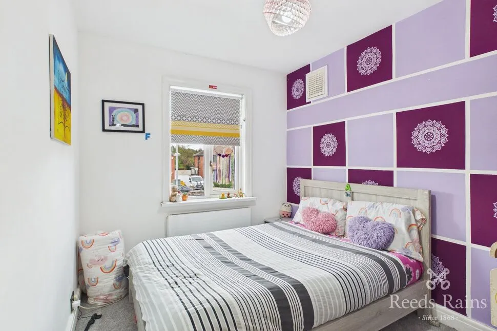 Bradford Road, Wakefield, WF1, photo 12