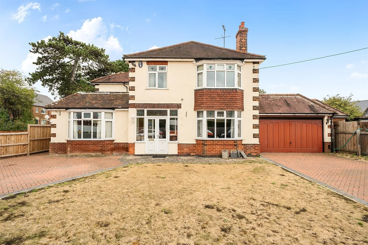 4 bed house for sale, North Street, Wellingborough, NN9