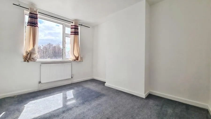 Wokingham Road, Earley, RG6, photo 6