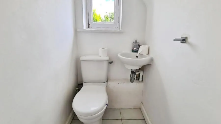 Wokingham Road, Earley, RG6, photo 10