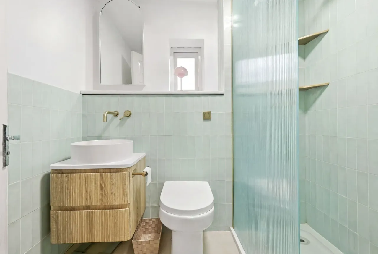 Sidmouth Road, London, E10, photo 12