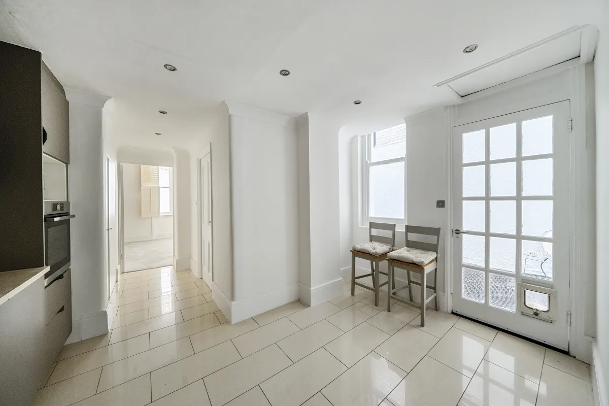 Courtfield Gardens London SW5, photo 10