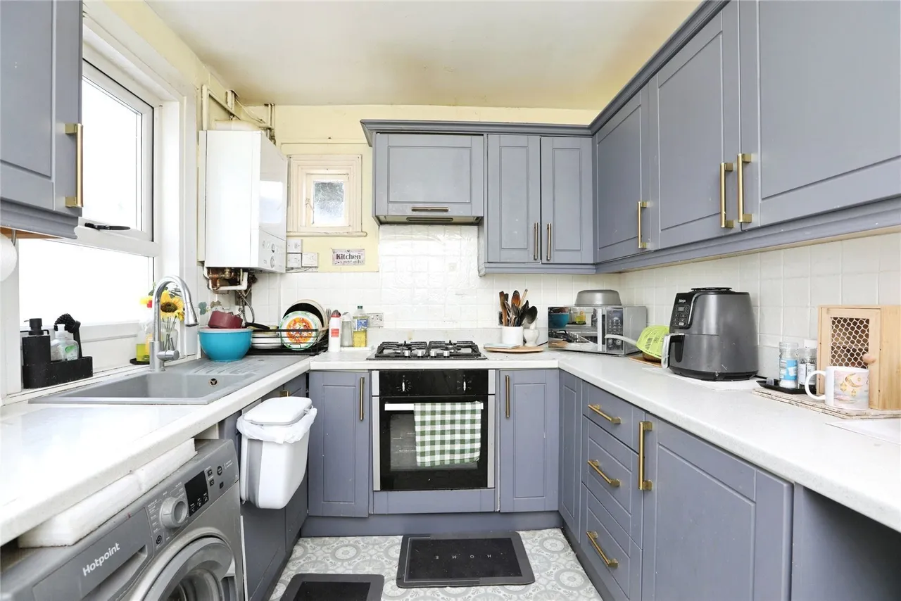Gordon Road, Gillingham, Kent, ME7, photo 4