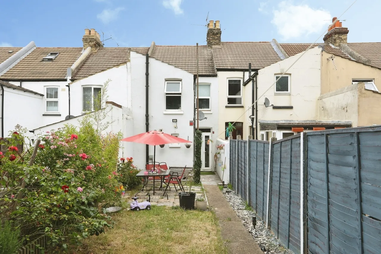 Gordon Road, Gillingham, Kent, ME7, photo 12