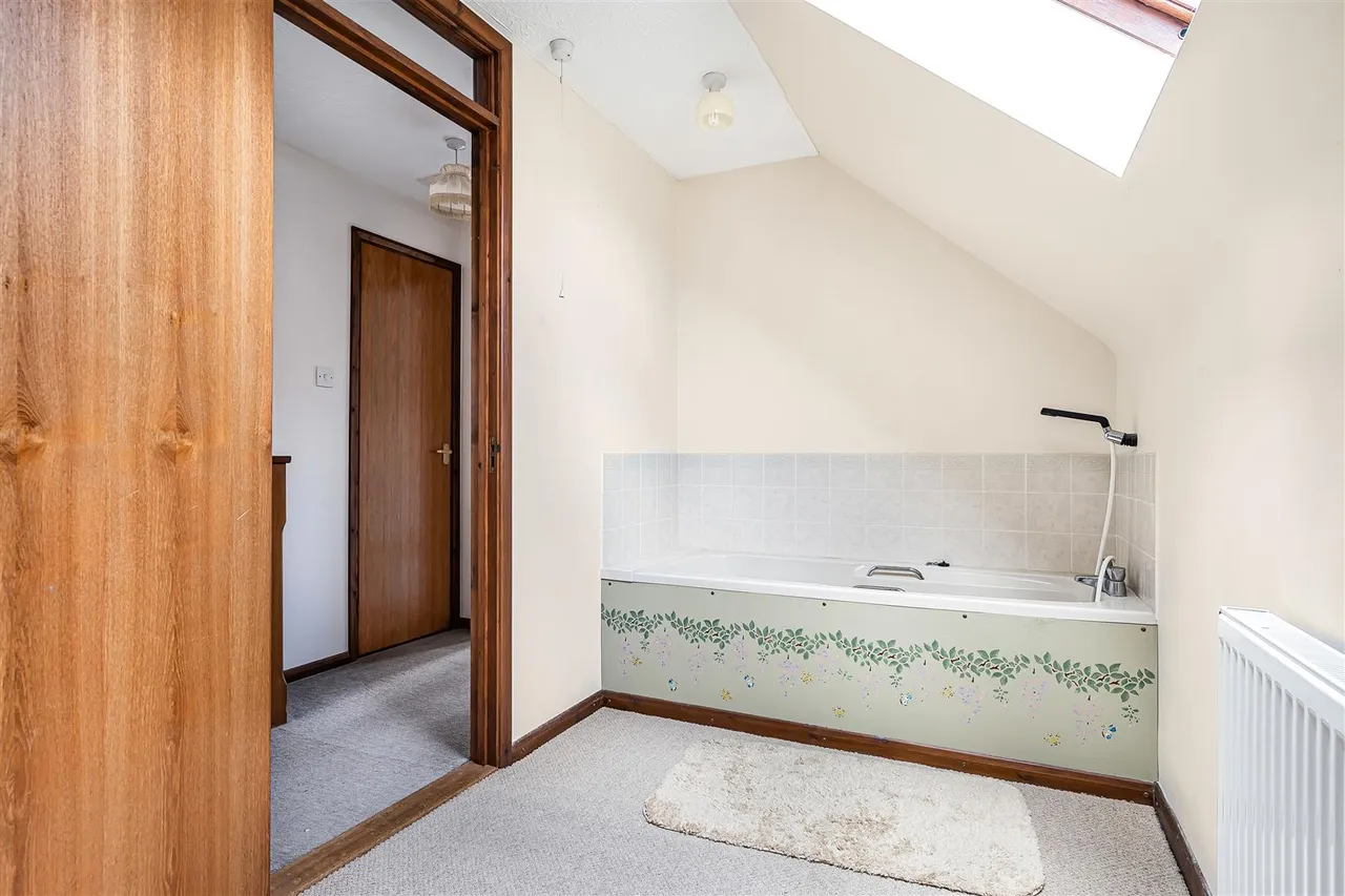 Laurel Close, Haverhill, CB9, photo 18