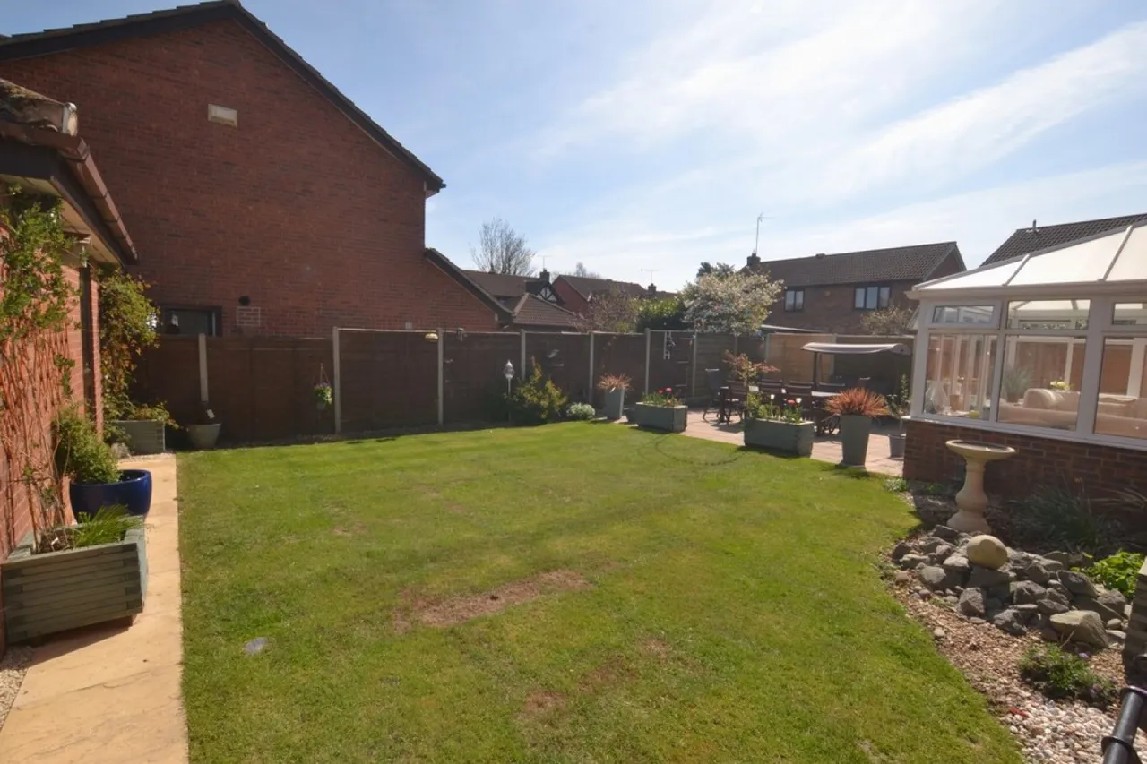Broomwood Close, Grantham, photo 3