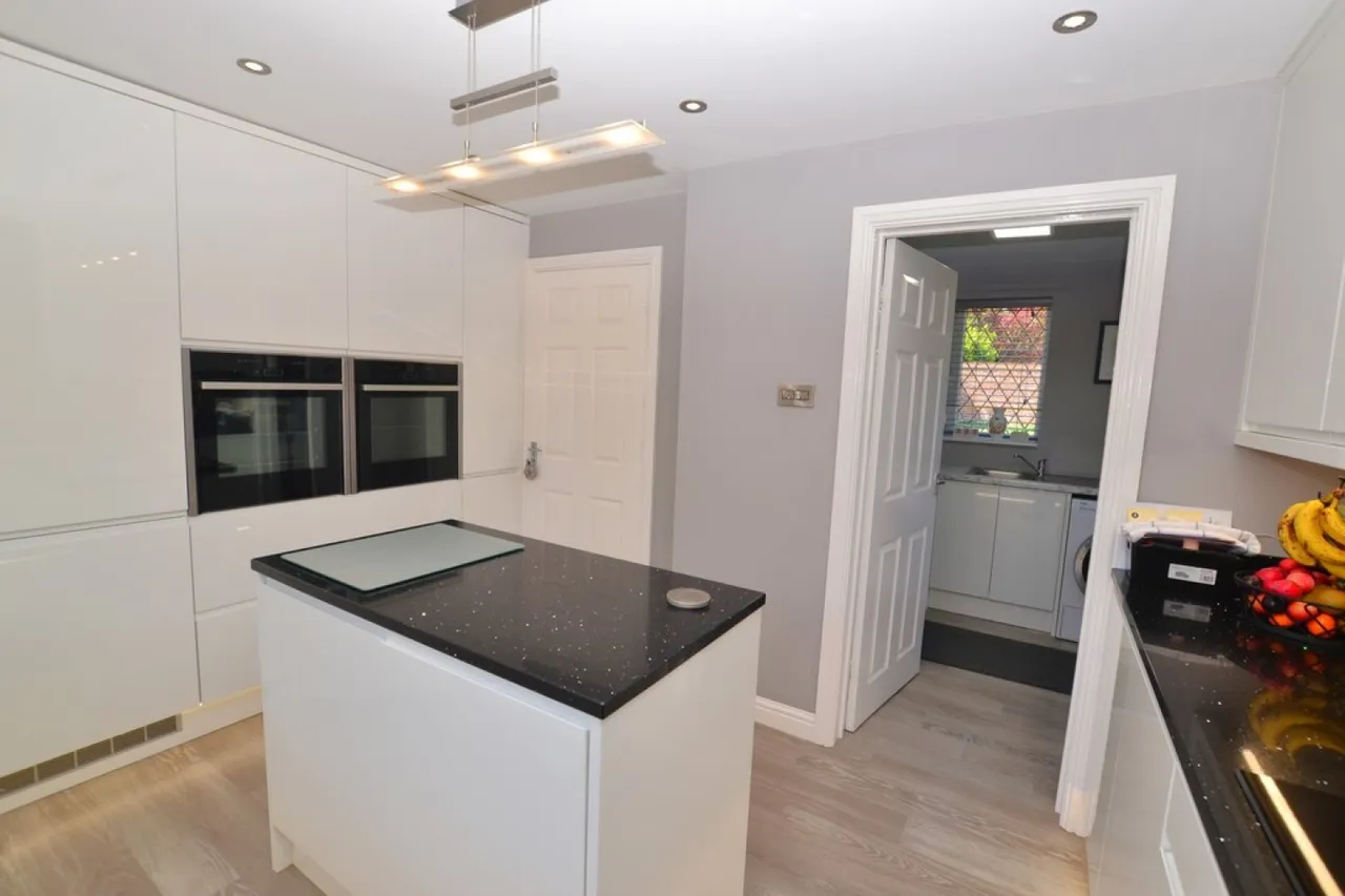 Broomwood Close, Grantham, photo 12