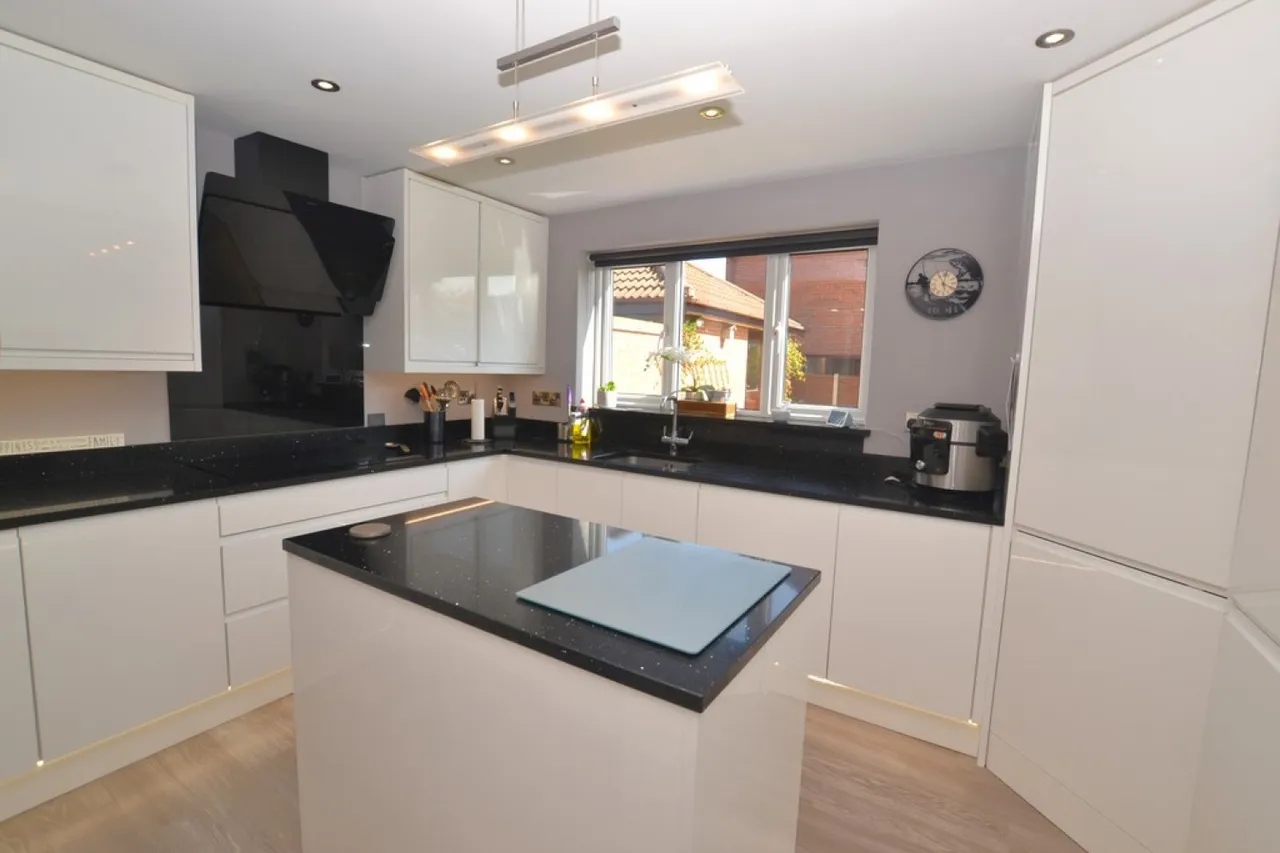 Broomwood Close, Grantham, photo 5