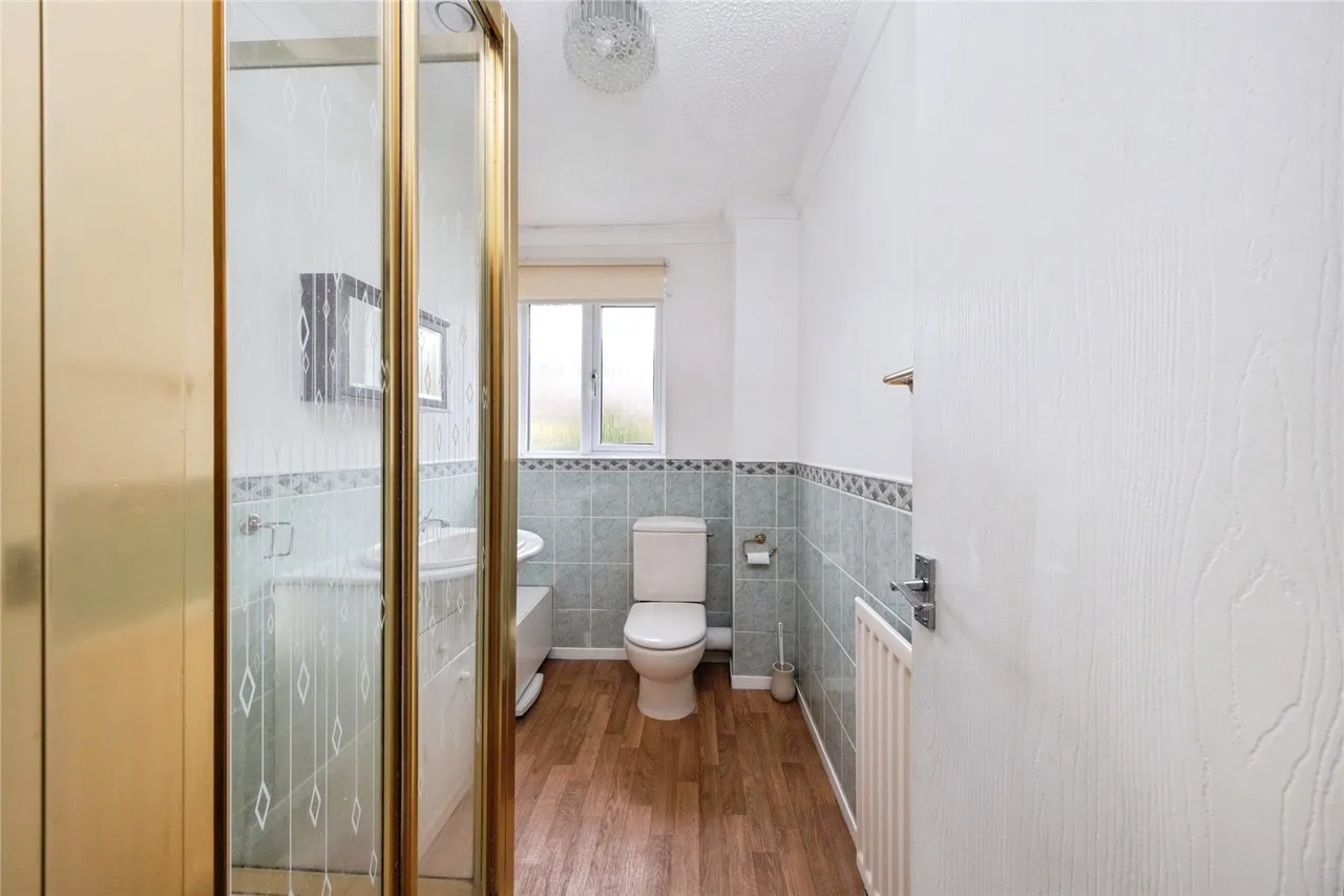 Fontwell Drive, Bletchley, Milton Keynes, Buckinghamshire, MK3, photo 5