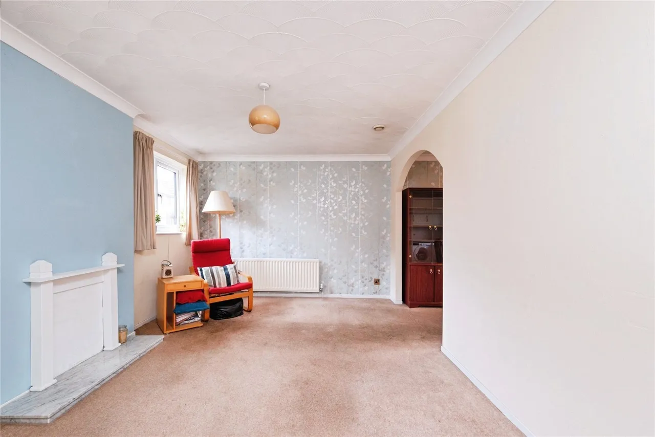 Fontwell Drive, Bletchley, Milton Keynes, Buckinghamshire, MK3, photo 8
