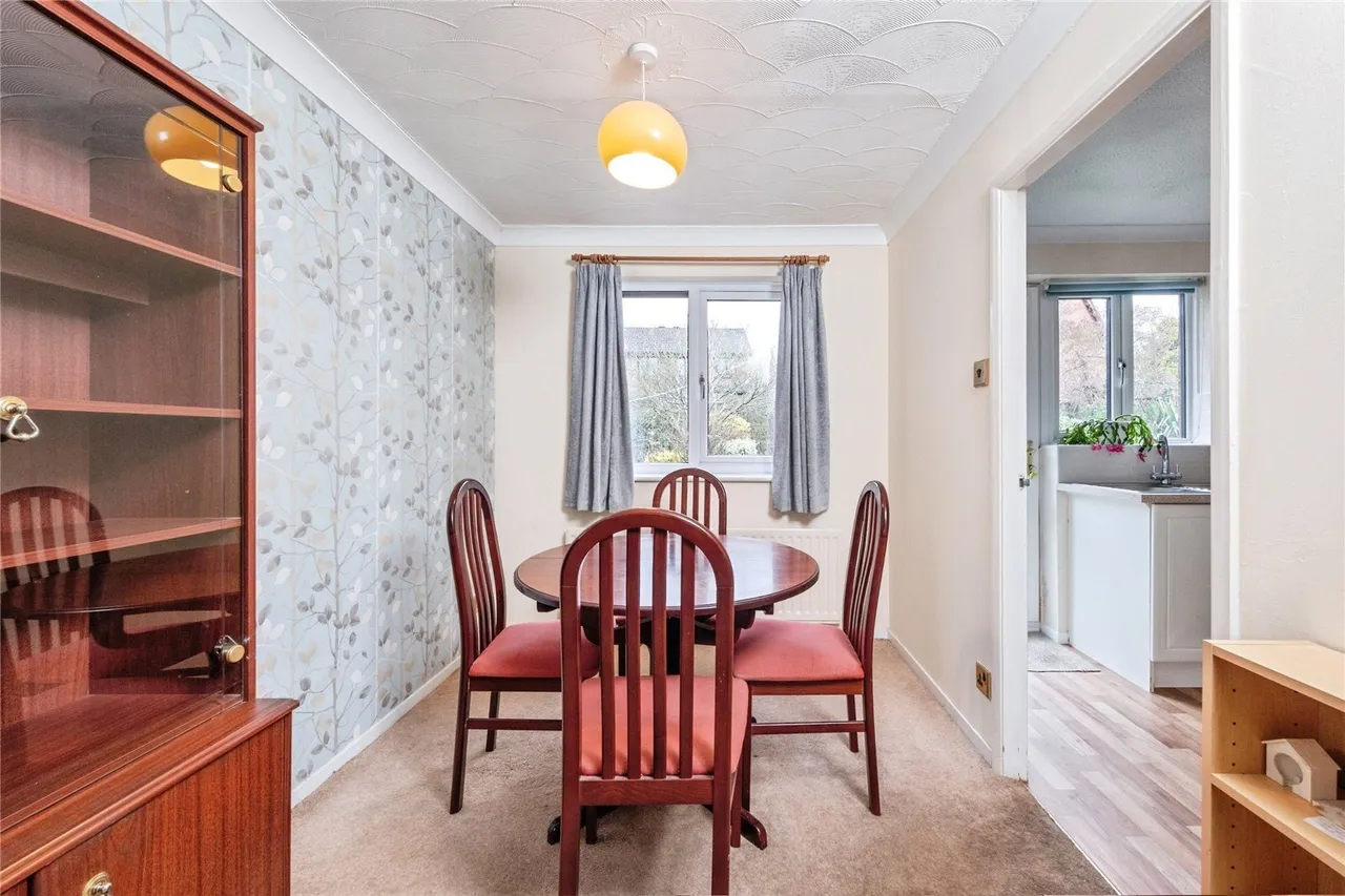 Fontwell Drive, Bletchley, Milton Keynes, Buckinghamshire, MK3, photo 9