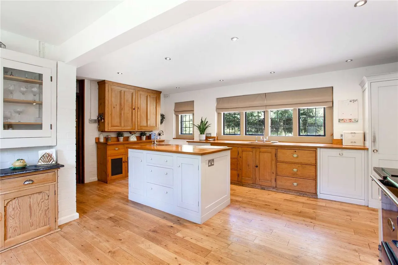 The Glade, Letchworth Garden City, SG6, photo 12