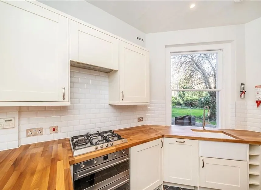 Cavendish Gardens, Clapham, SW4, photo 2