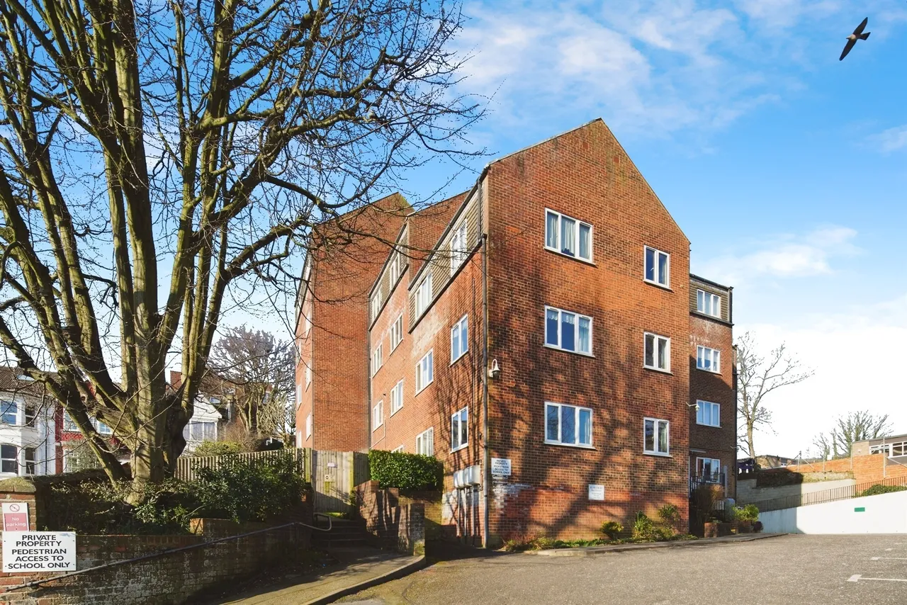 1 bed retirement property for sale, Dyke Road, Brighton, BN1
