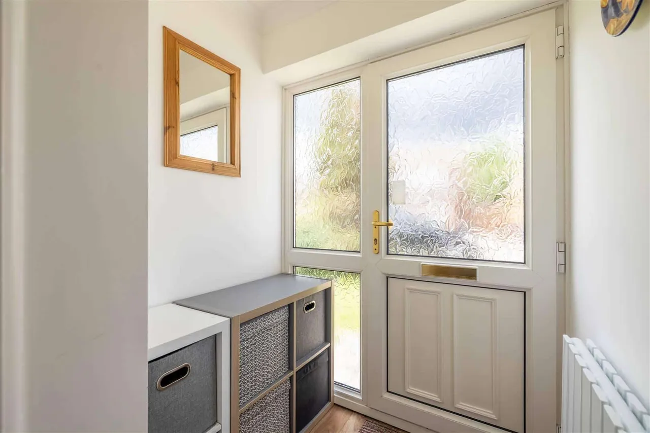 Priors Road, Windsor, SL4 4PD, photo 24