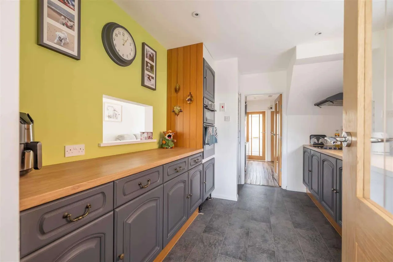 Priors Road, Windsor, SL4 4PD, photo 7