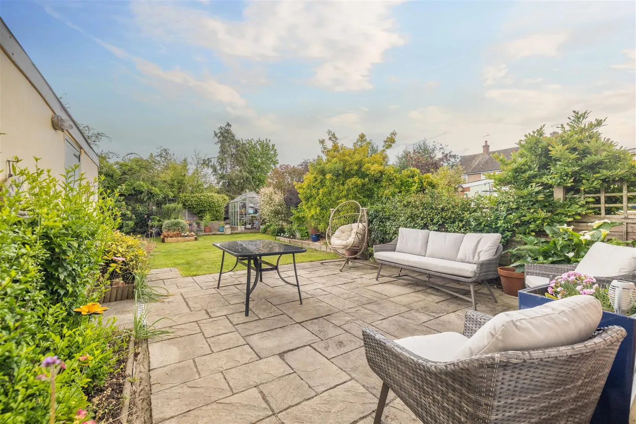 Priors Road, Windsor, SL4 4PD, photo 25