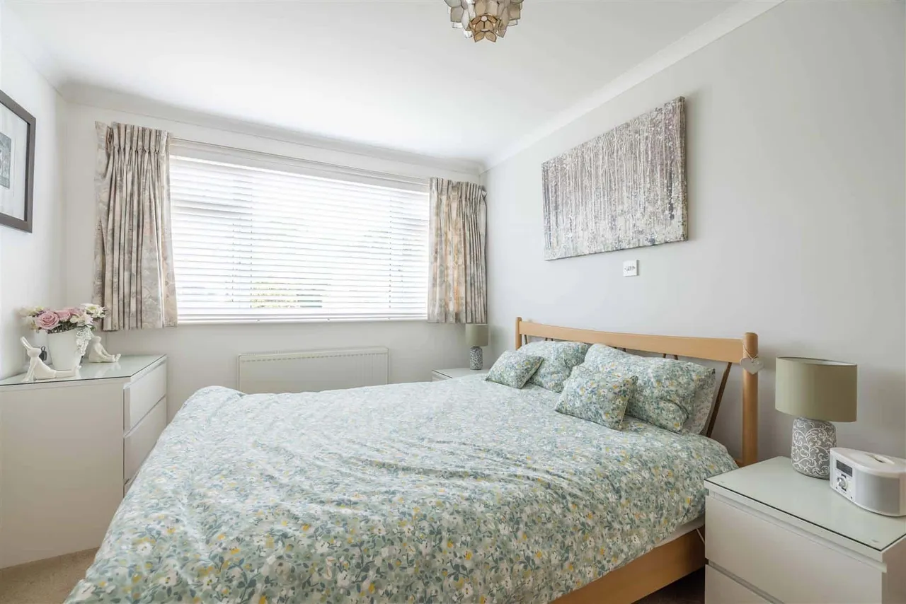 Priors Road, Windsor, SL4 4PD, photo 16