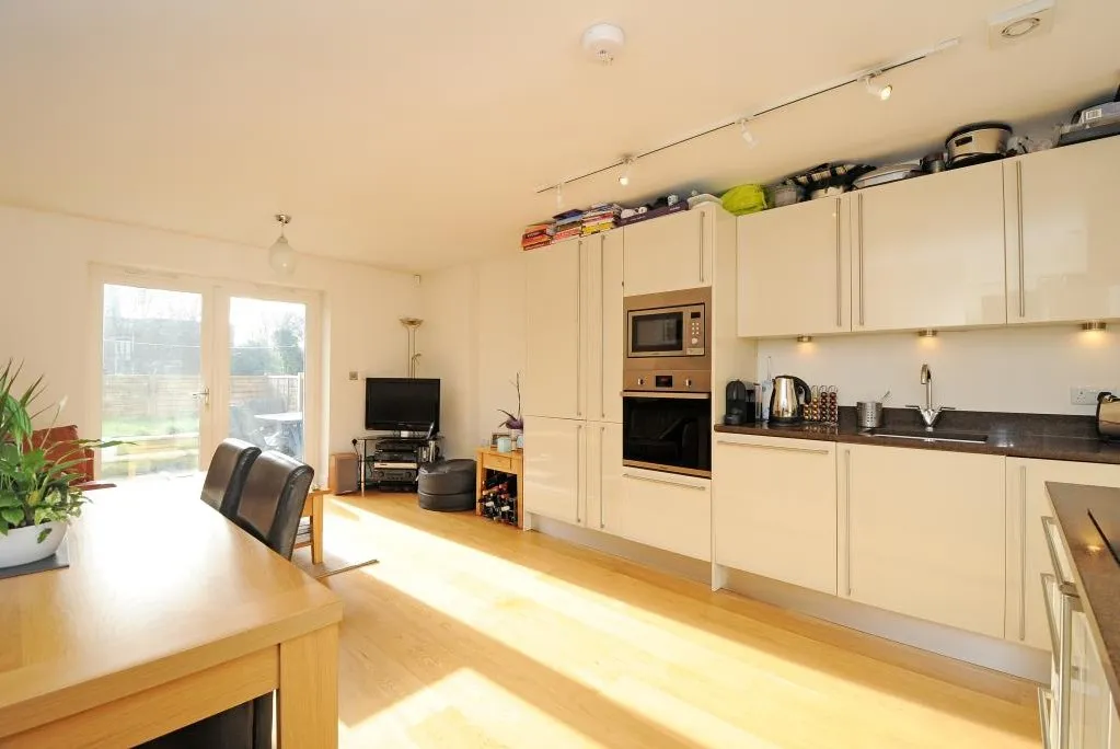 2 bed flat to rent — Shepherds Hill, Highgate, N6 5AH