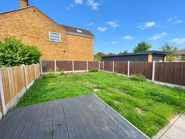 Latchetts Shaw, Basildon, SS16, photo 12