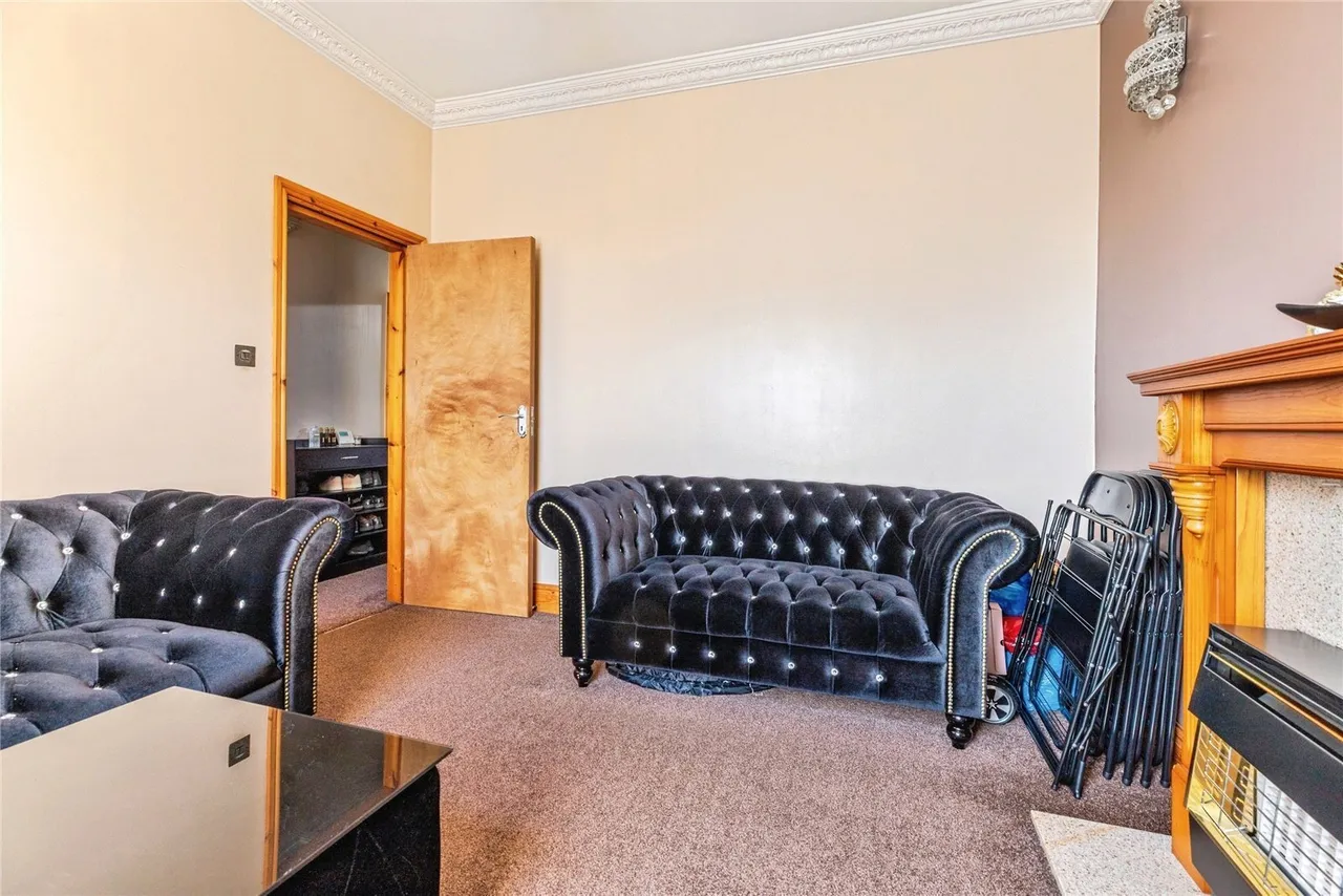 Woodville Road, Little Harwood, Blackburn, Lancashire, BB1, photo 4