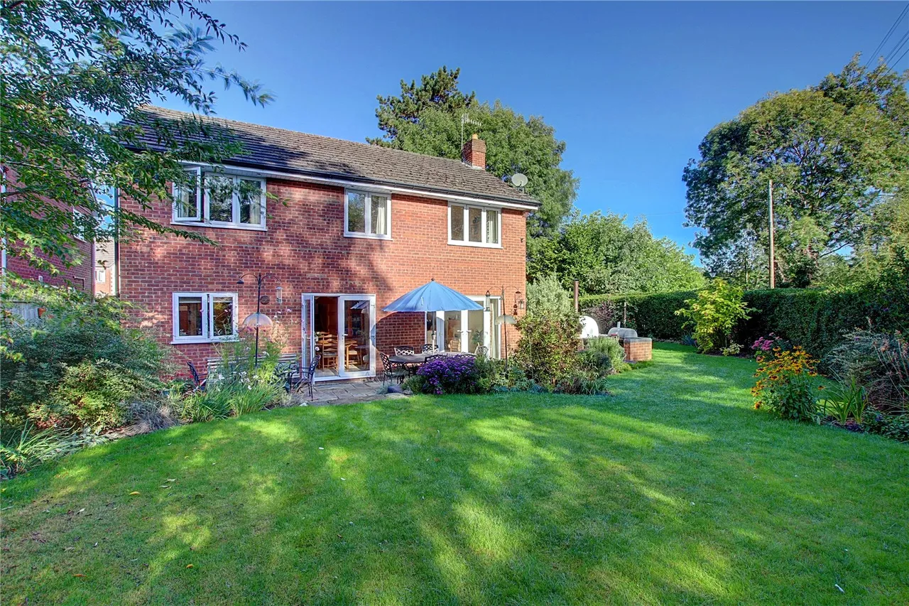 Worcester Road, Droitwich, WR9 8AA, photo 16