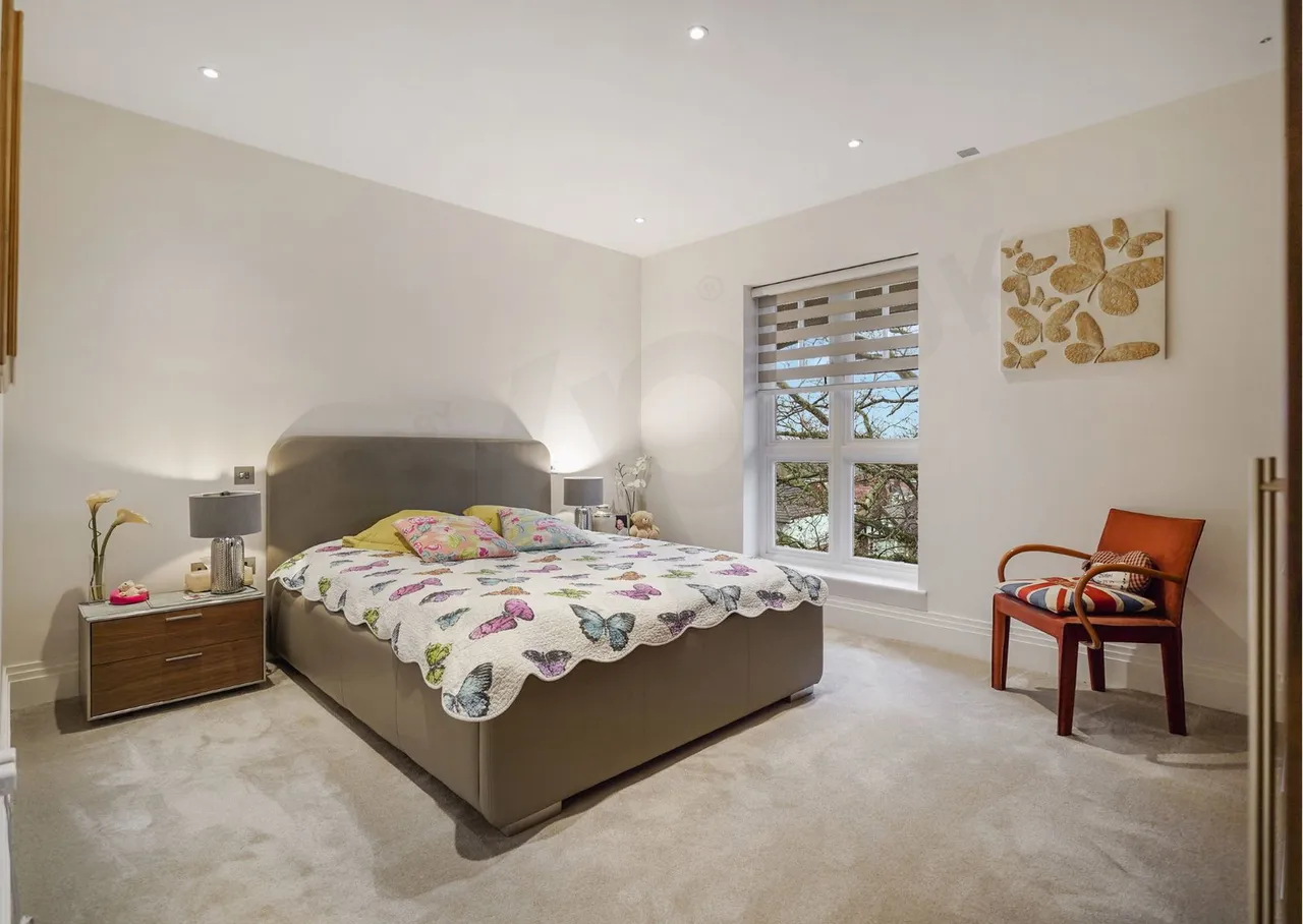 Hammers Lane, Mill Hill, NW7, photo 21