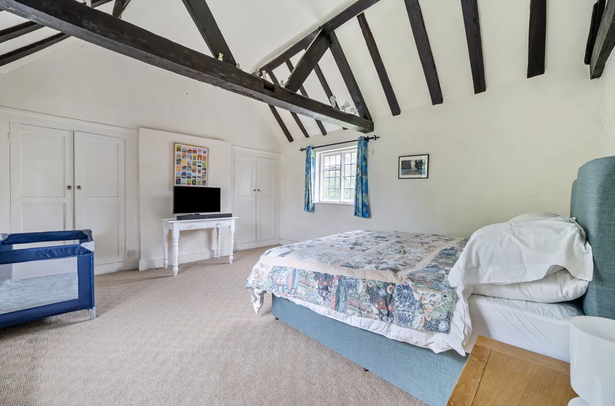 Pulborough, RH20 2LN, photo 8
