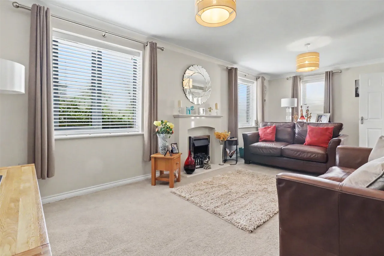 Nadder Meadow, South Molton, EX36, photo 3