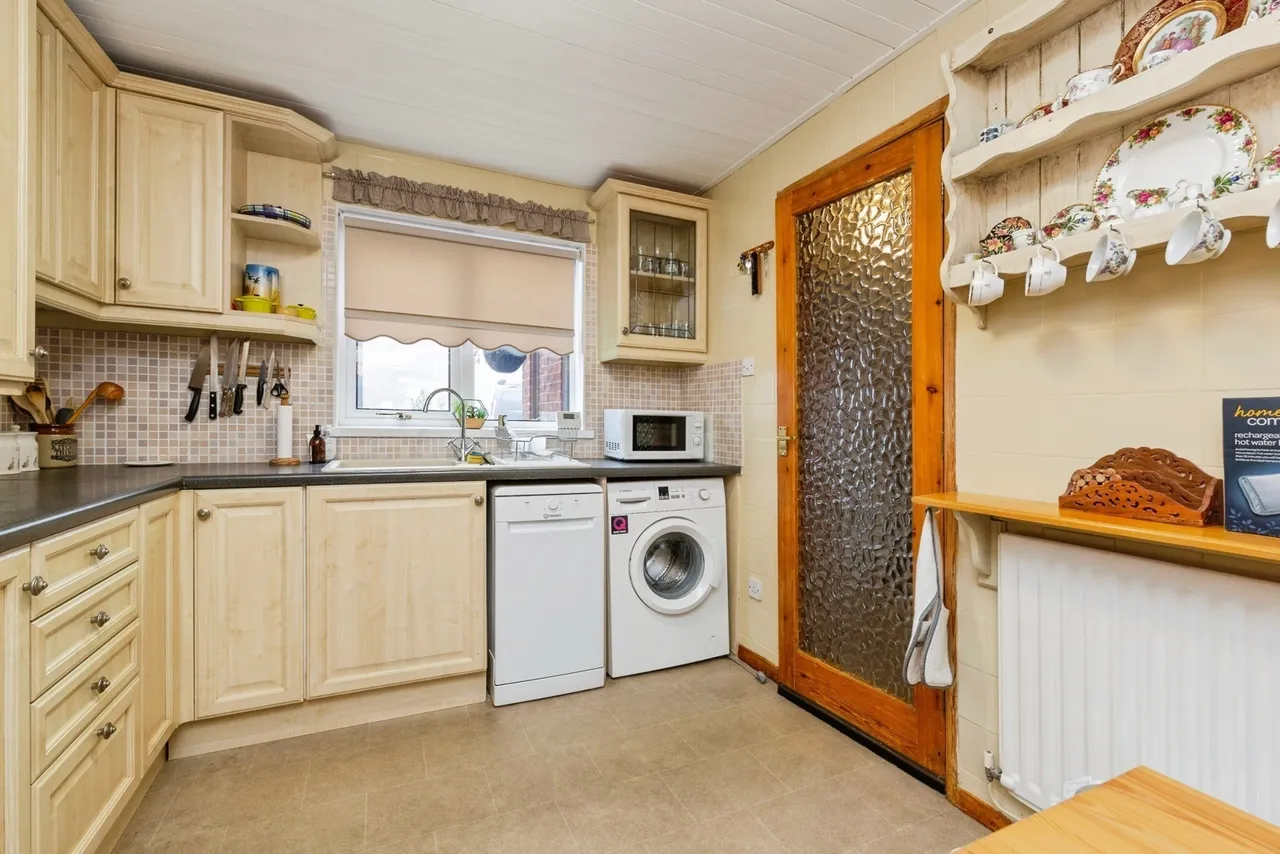 Sunningdale Drive, WASHINGTON, Tyne and Wear, NE37, photo 10