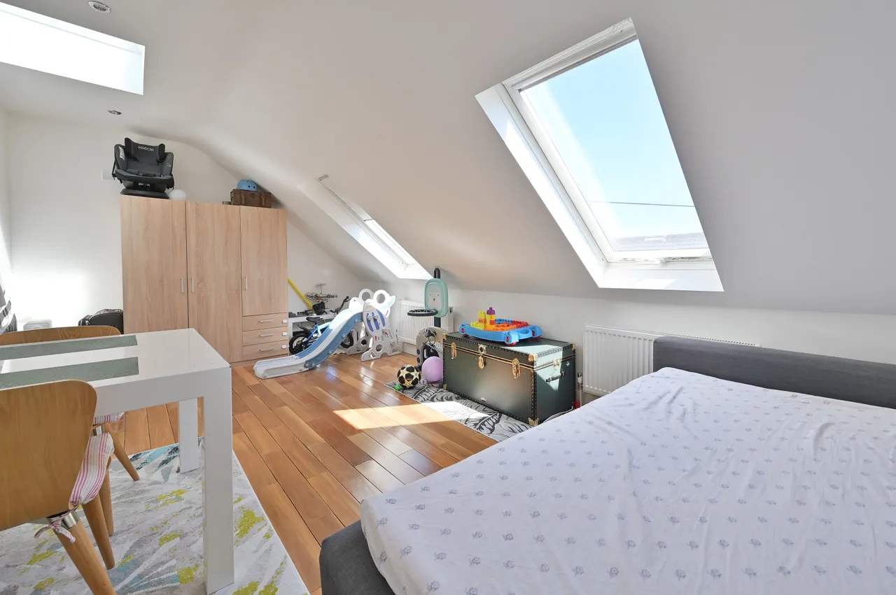 Flat 3, 7 Welldon Crescent, Harrow, photo 4