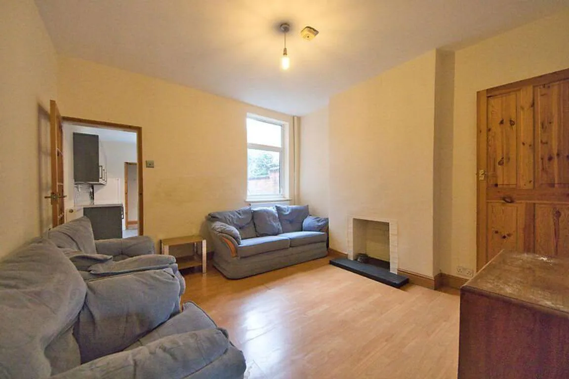 Thurlow Road, Leicester, LE2, photo 9