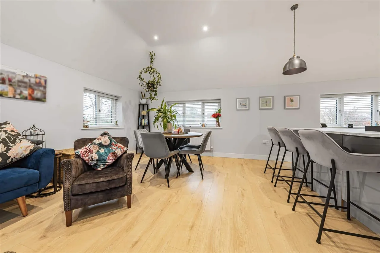 Oakley Green, Windsor, Berkshire, SL4 4LH, photo 7