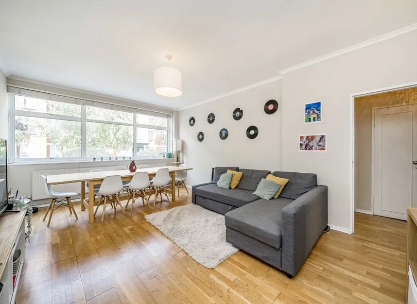 Mackennal Street, St John's Wood, NW8, photo 2