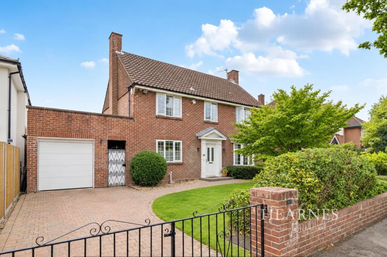 5 bed property for sale, Keith Road, BH3