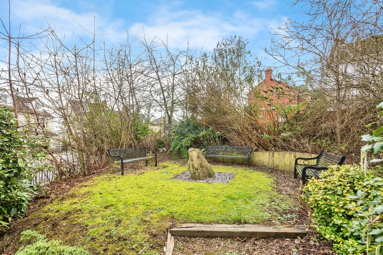 Victoria Road, Swindon, Wiltshire, SN1, photo 16