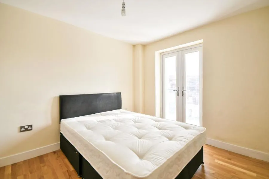 Victoria Road, Swindon, Wiltshire, SN1, photo 7