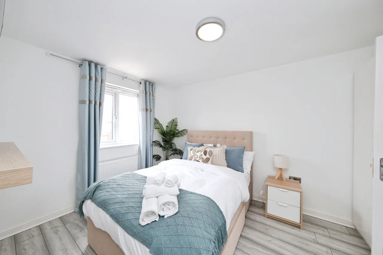 Riverdale Road, New Ollerton, Newark, Nottinghamshire, NG22, photo 4