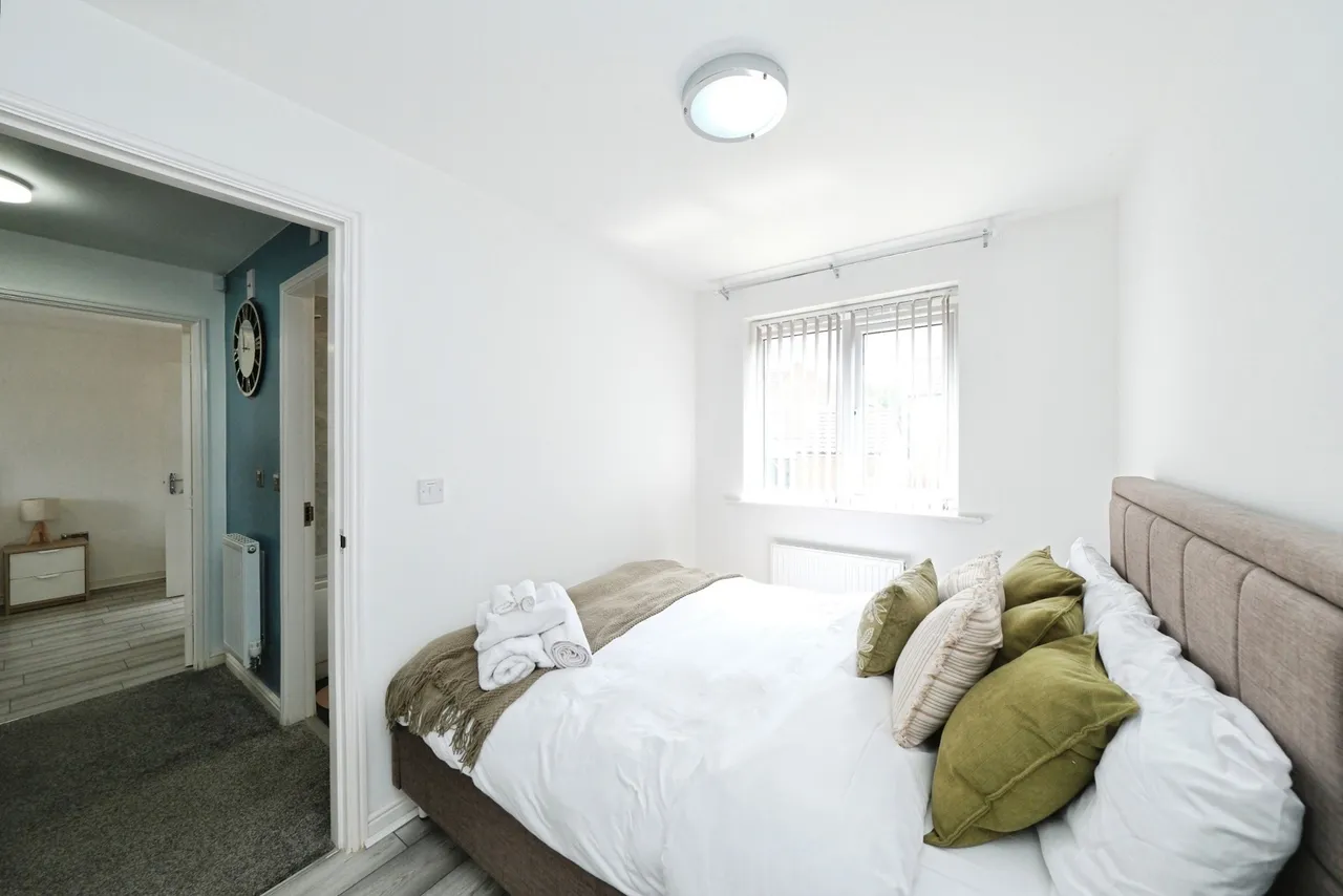 Riverdale Road, New Ollerton, Newark, Nottinghamshire, NG22, photo 14